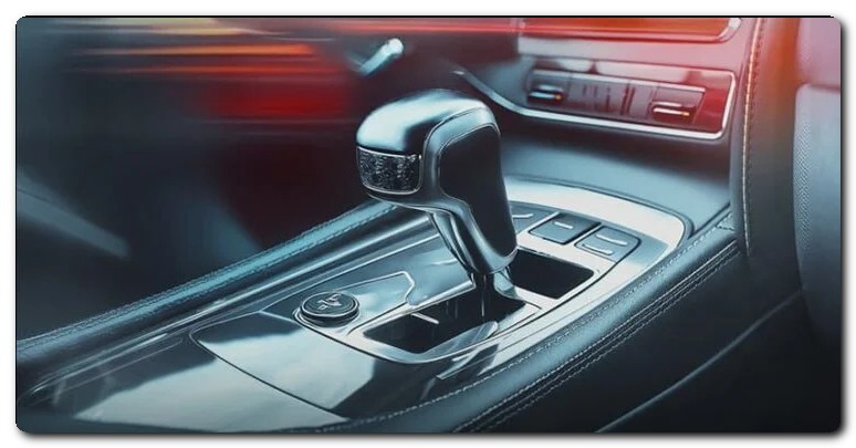 Car mechanics in the UAE 2025