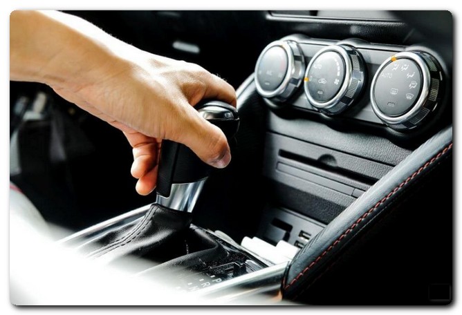 Car mechanics in the UAE 2025