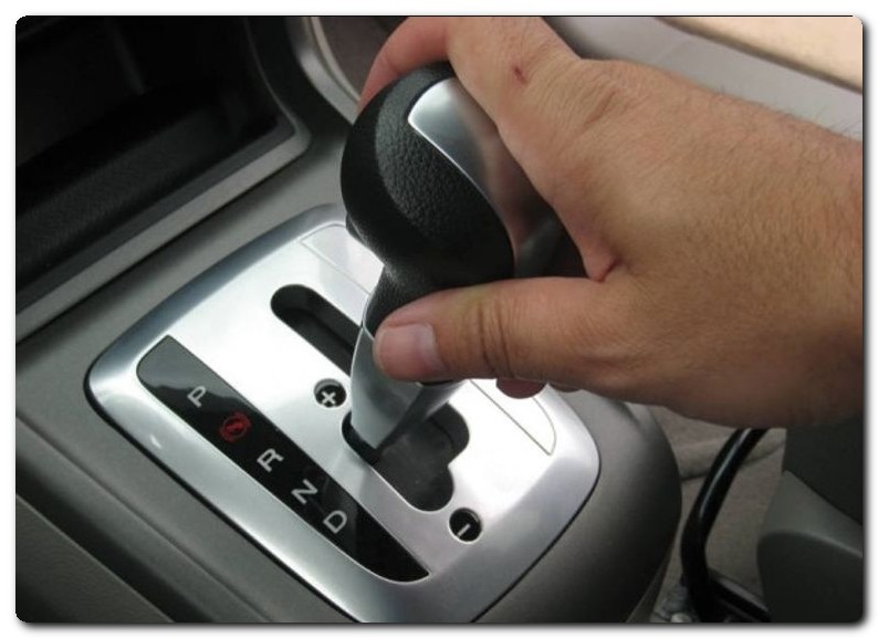 Car mechanics in the UAE 2025