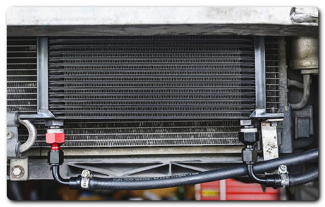car mechanics in the UAE 2025