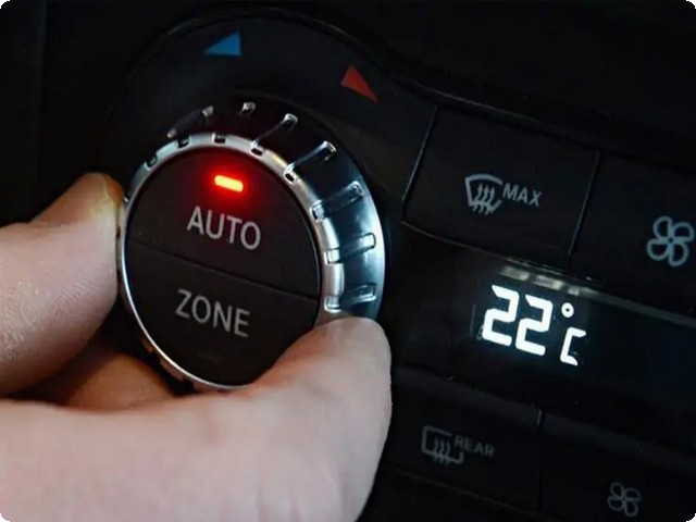 Car mechanics in the UAE 2025