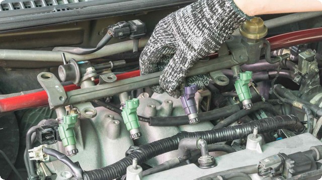 Car mechanics in the UAE 2025