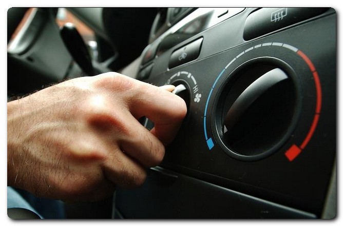 Car mechanics in the UAE 2025