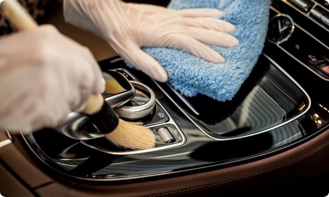 Car services in the UAE 2025