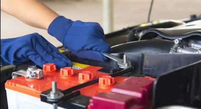 Car battery replacement in the UAE