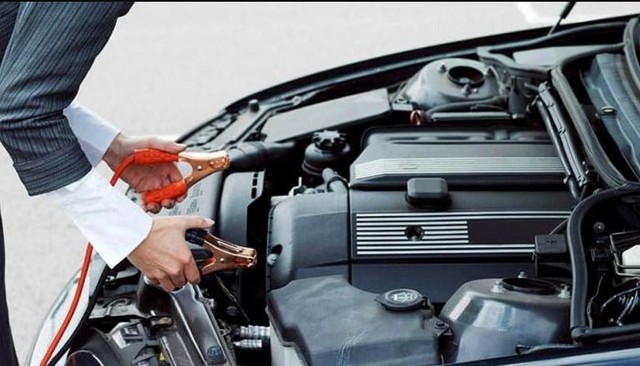 Car battery replacement in the UAE