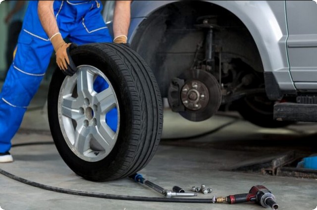 Mobile Tire replacement - Abu Dhabi