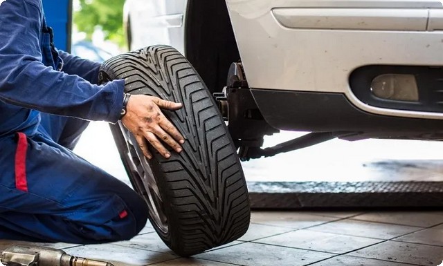 Mobile Tire replacement - Abu Dhabi